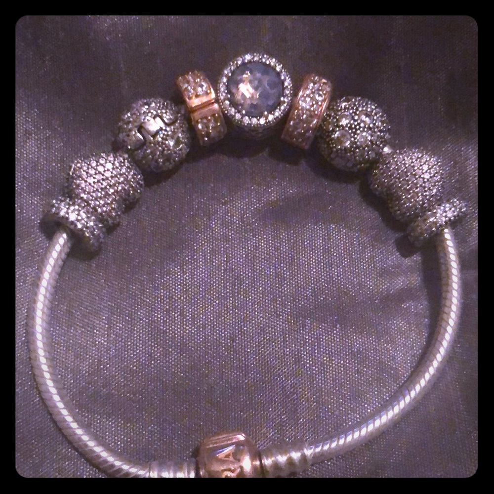 Beautiful Authentic Pandora Bracelet